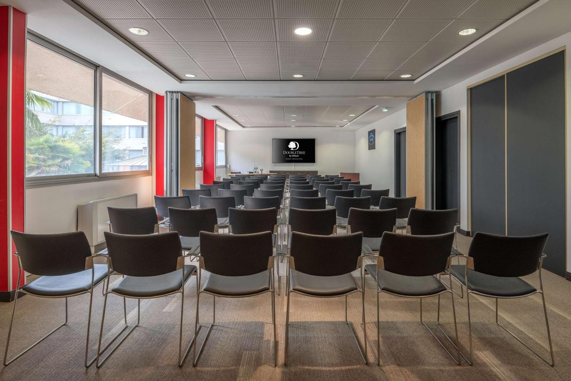 Doubletree By Hilton Paris Bougival酒店 外观 照片