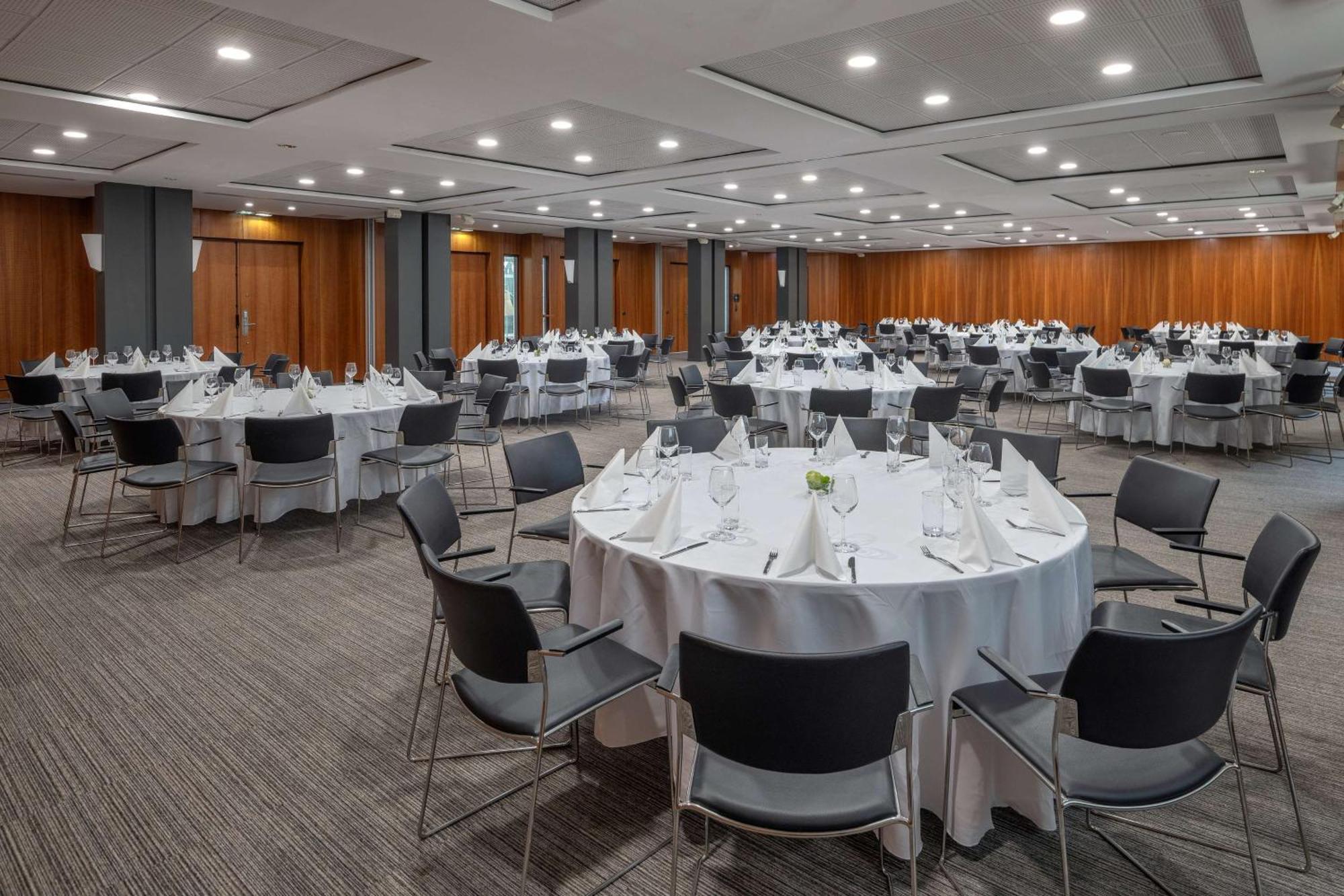 Doubletree By Hilton Paris Bougival酒店 外观 照片