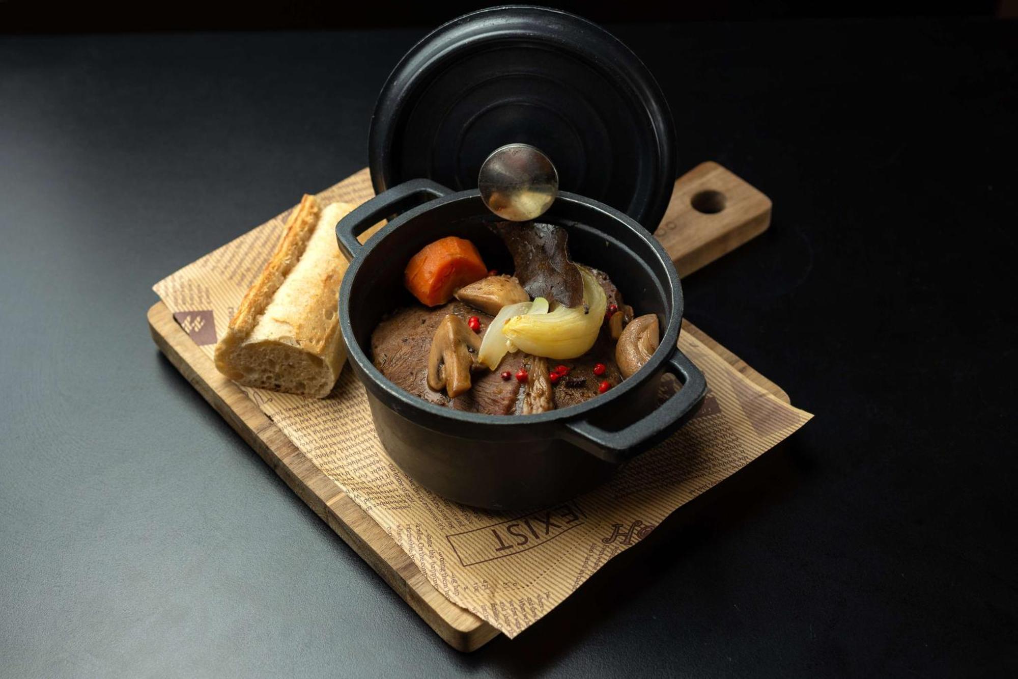 Doubletree By Hilton Paris Bougival酒店 外观 照片