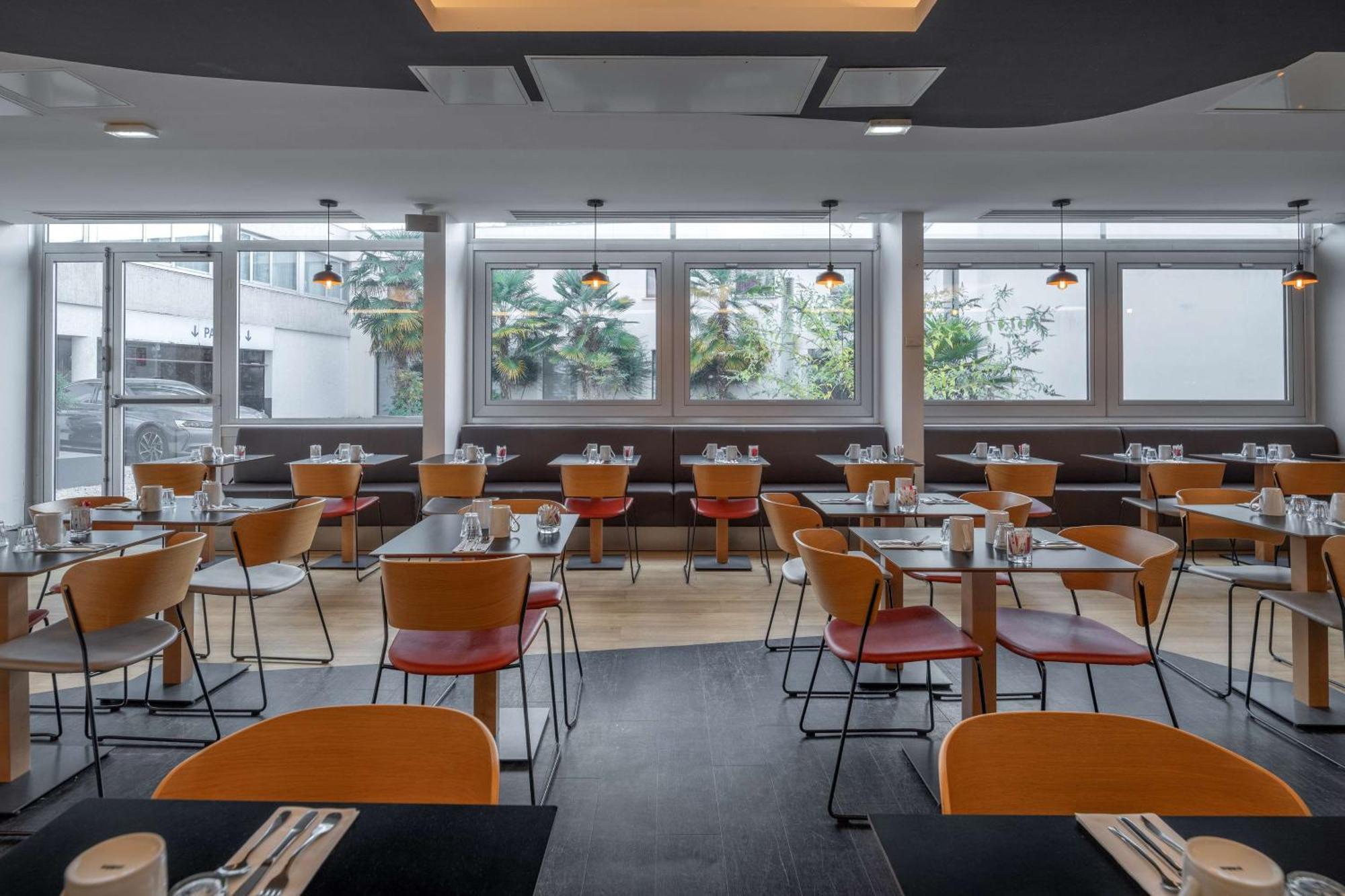 Doubletree By Hilton Paris Bougival酒店 外观 照片