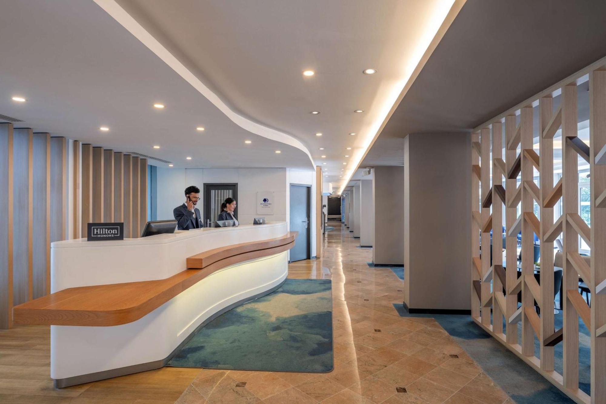 Doubletree By Hilton Paris Bougival酒店 外观 照片